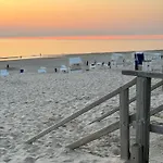 Strandkönig Westerland / Terrasse mit Garten / Strandnähe / PKW Stellplatz