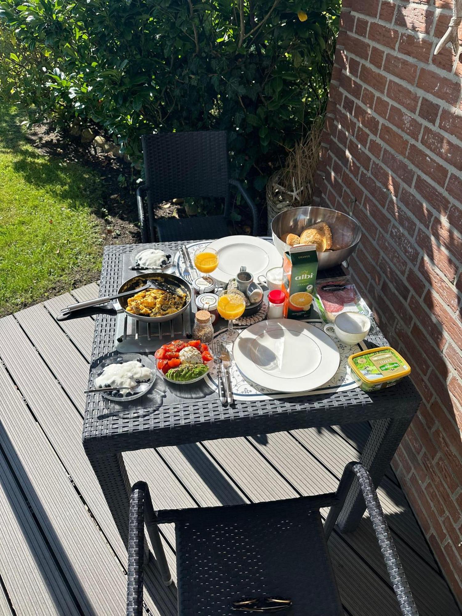 Strandkönig / Terrasse Mit Garten / Strandnähe / Pkw Stellplatz Apartment